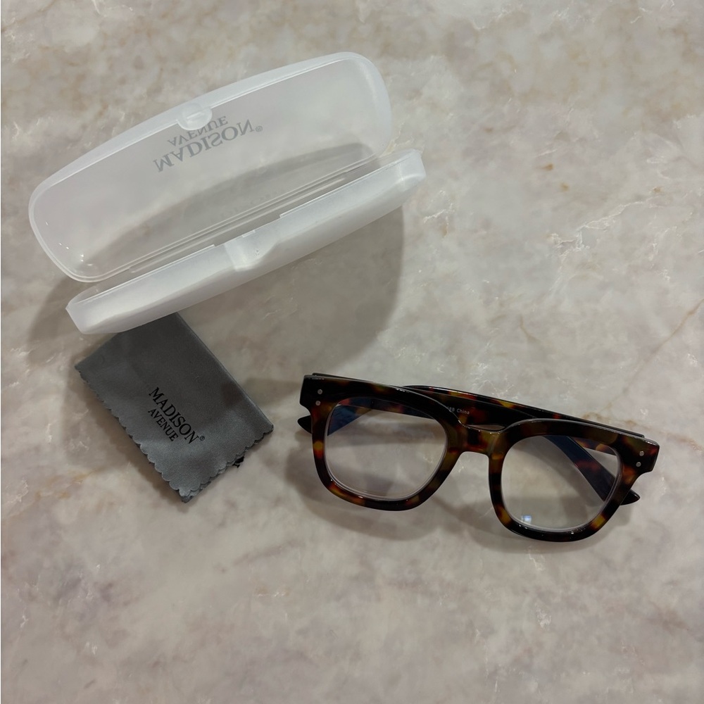Blue light glasses